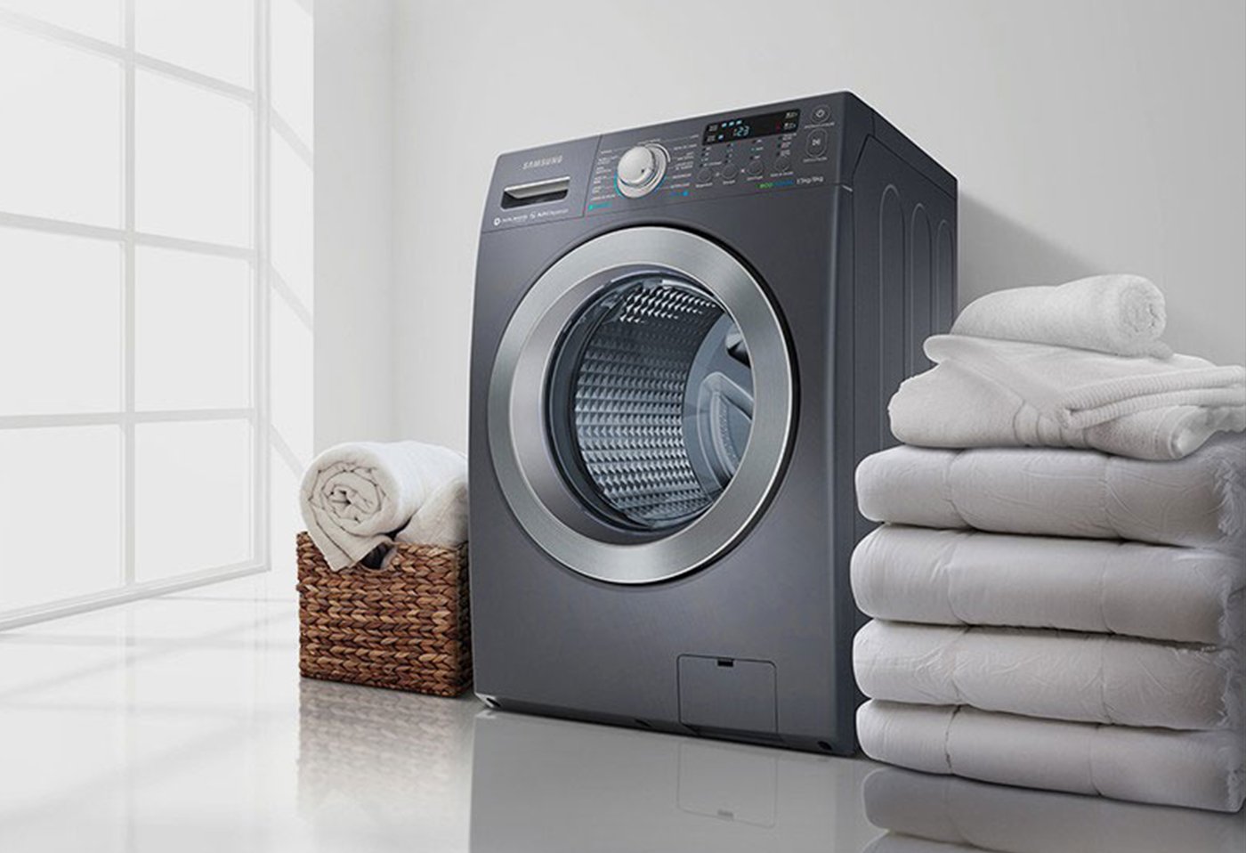 The Evolution of Television: Exploring the Latest TV Technologies The Evolution of Television: Exploring the Latest TV Technologies